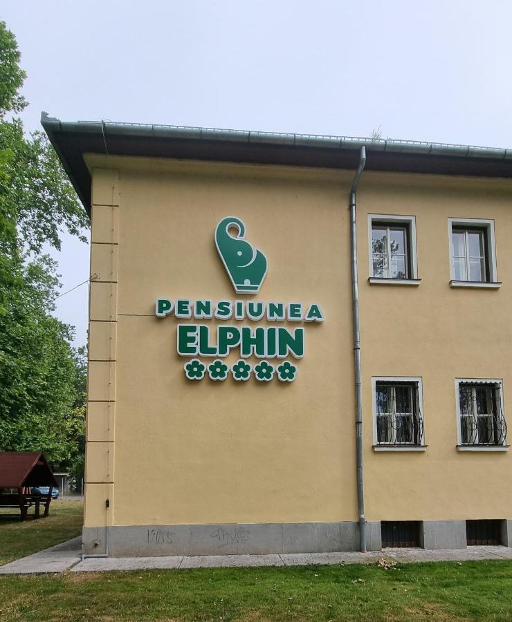 Pensiunea Elphin Târgu-Mureş Exteriör bild